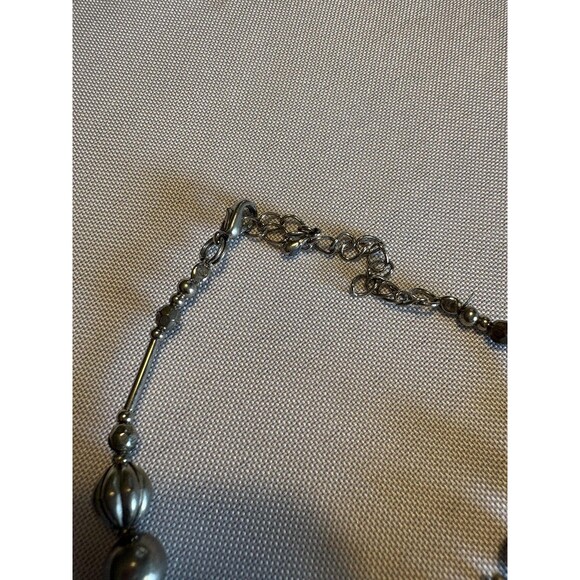 Vintage Silvertone Beaded Bracelet Floral Etched Center Adjustable Lobster Clasp - Picture 2 of 5